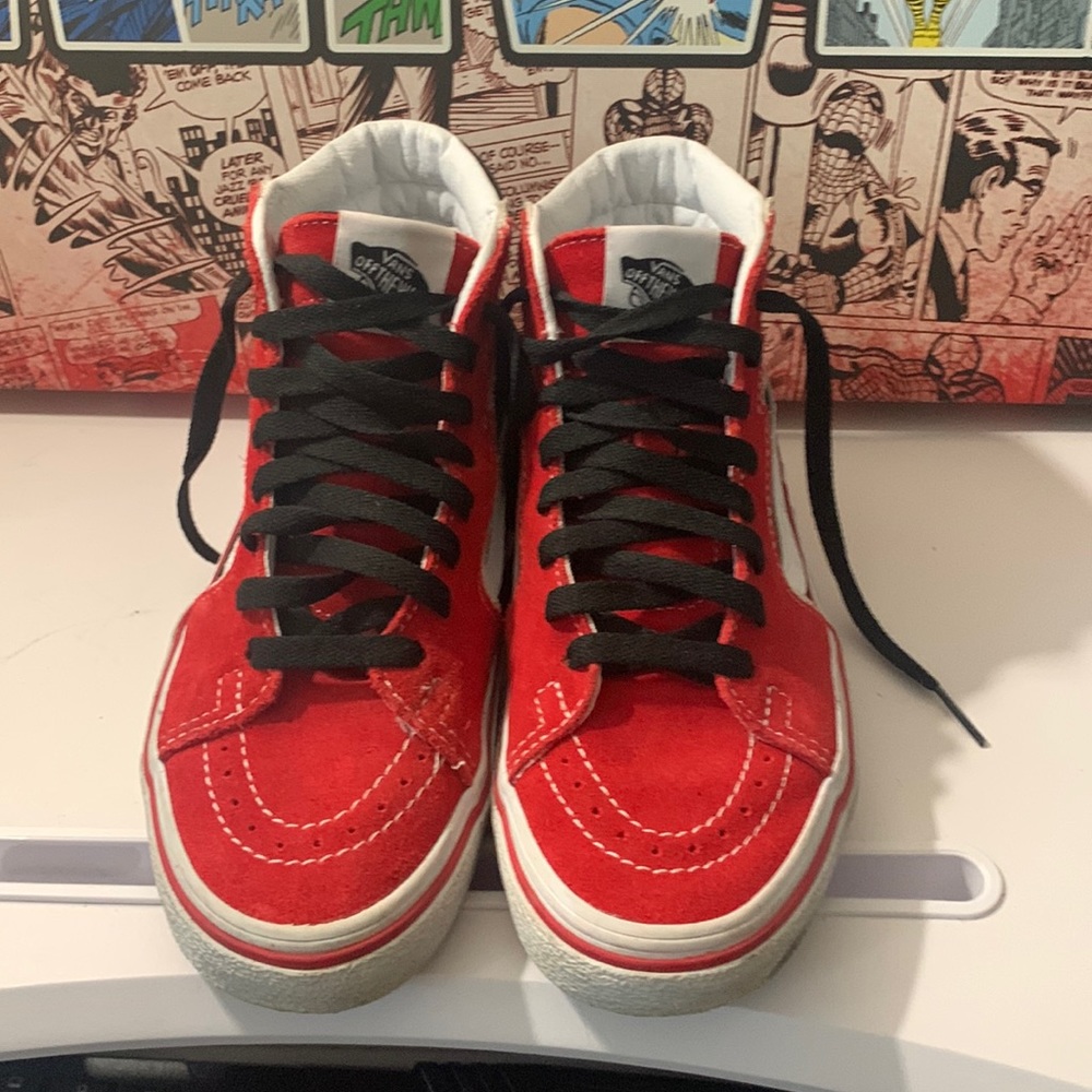 Van’s SK7-HI Bolt red/black sneakers 4.5